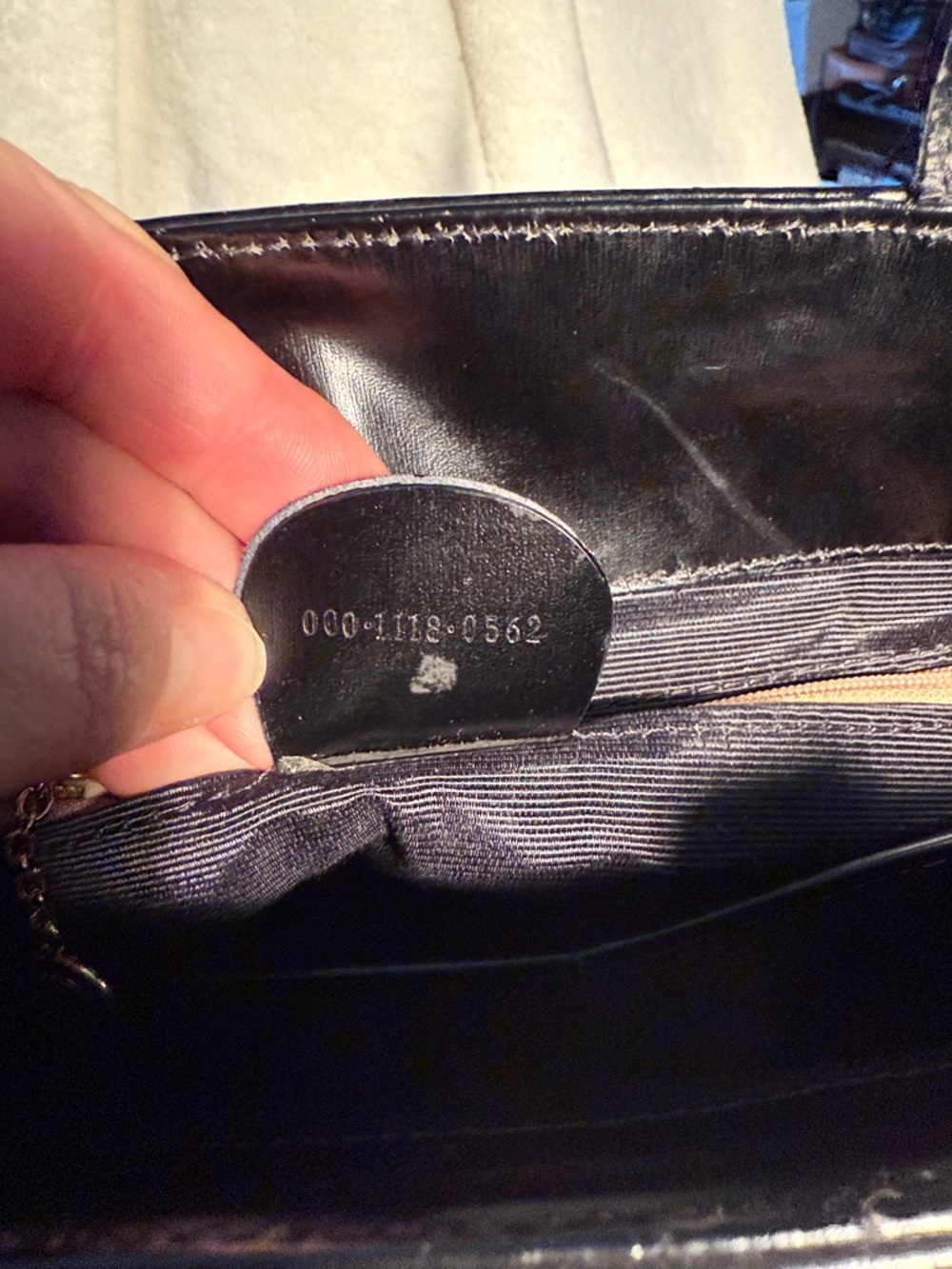 Genuine Gucci Black Leather Tote with Gold Hardware - Picture 12 of 12